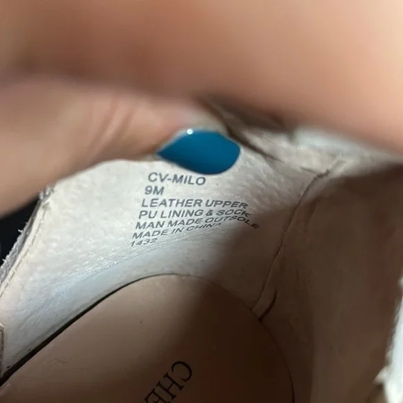 Chelsea & Violet Milo in Gray Leather size 9 - Picture 9 of 10